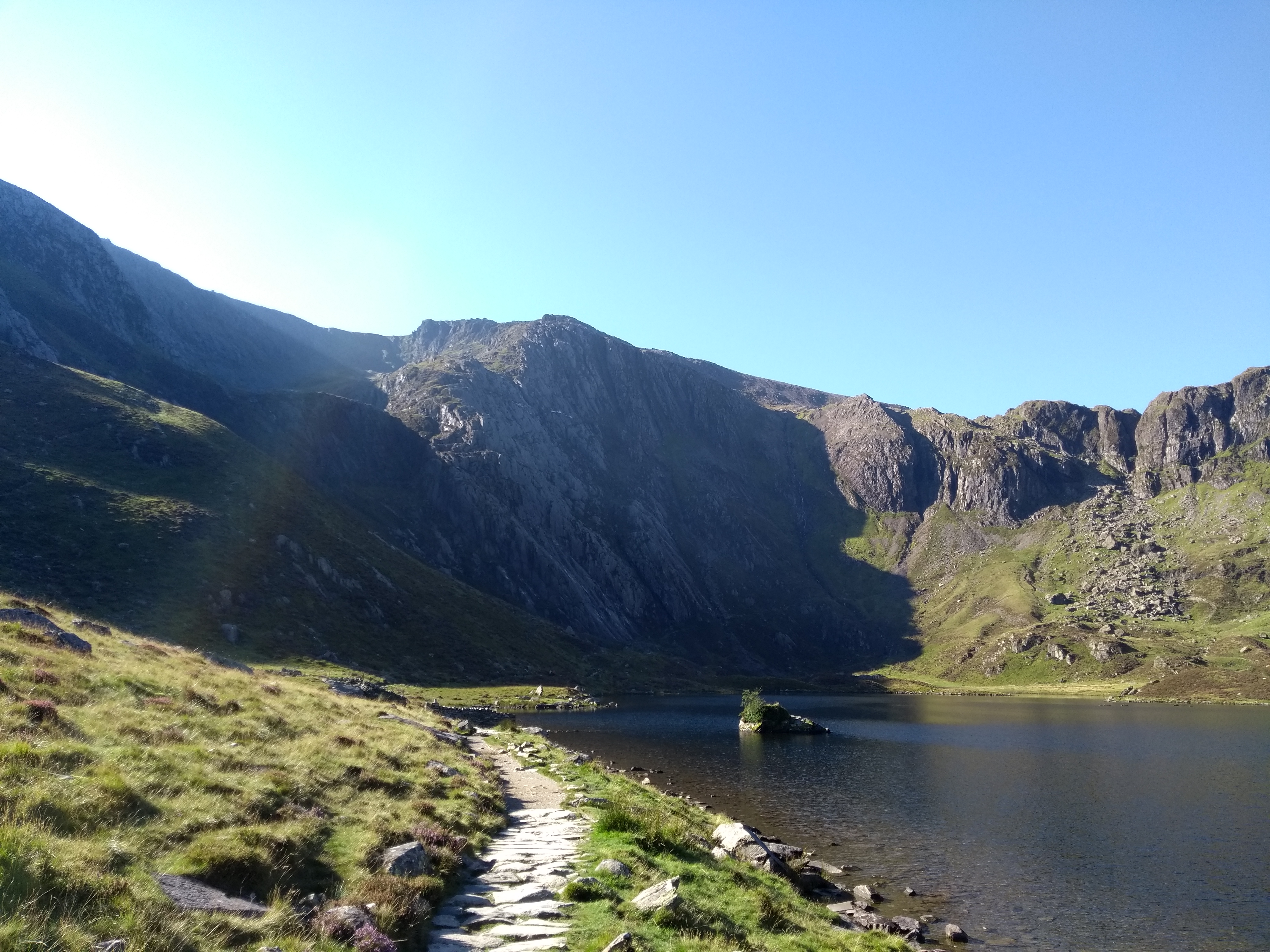 Lyn Idwal and idwal slabs